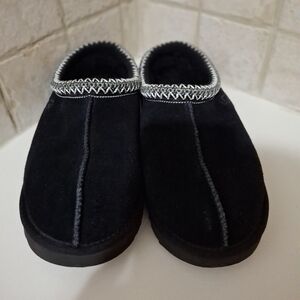 UGG Tasman Black Slippers Size 10